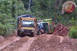 MONUMEN SERANGAN UMUM 1 MARET