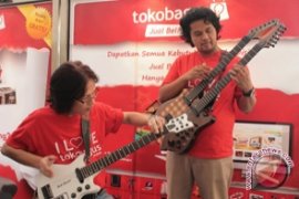 Tokobagus.com Gelar Konser Duet Gitaris Ternama
