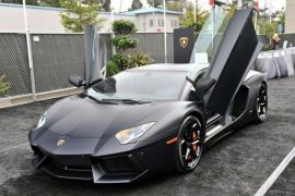 Lamborghini Aventador SV ludes terjual