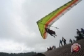 Gantole - Raih Tiga Emas Jabar Juara Umum 