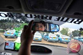 Pengalaman naik Blue Bird gratis