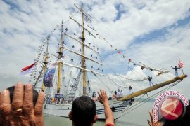 KRI Dewaruci  adakan malam Indonesia di AS