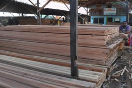 HARGA KAYU TURUN