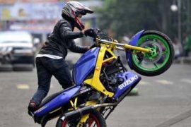 AKSI FREESTYLE MOTOR
