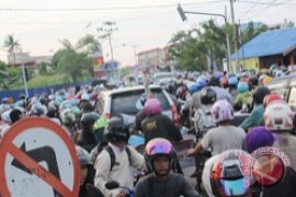 Angkutan Umum Semrawut