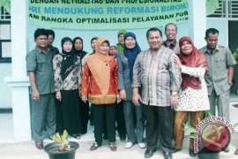 DPRD mukomuko sidak sekolah kelebihan guru