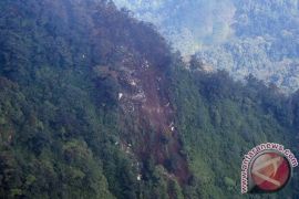 Cicurug residents find more bodies, ID cards of Sukhoi victims