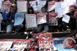 Kompolnas Minta Jurnalis Turut Awasi Kinerja Polri