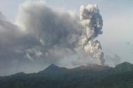 Bandara Gamarmalamo (Malut)  masih ditutup akibat erupsi gunung Dukono