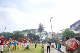 Kampanye "Perang" Narkoba Dengan Festival Drum Band