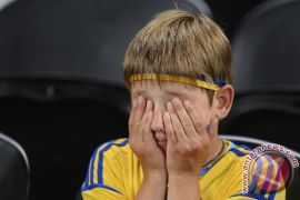 FIFA hukum satu pertandingan pada pendukung Ukraina