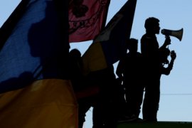 TOLAK KEDATANGAN BOEDIONO