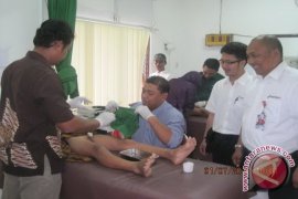 80 Anak Kurang Mampu Dikhitan Gratis