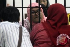 Sidang Afriyani Diwarnai Kericuhan