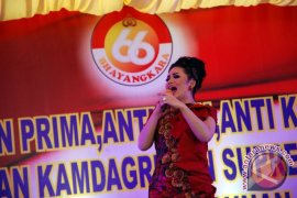 Jamrud dan KD meriahkan HUT Bhayangkara 
