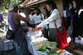 PENJUALAN BUKU BEKAS