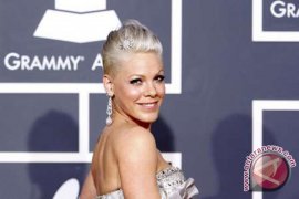 Pink luncurkan album terbaru "The Truth About Love" 
