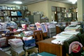 Pemkab Gunung Kidul imbau PNS tidak bolos 