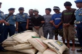 Perompak Tongkang/Foto Rusdianto