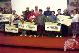 "Permata Di Tengah Danau" Terbaik FFD