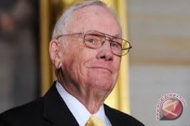 Neil Armstrong, Manusia Pertama di Bulan,Pulih Setelah Operasi 