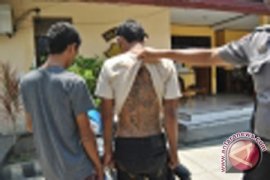 Polisi Bekuk Pelaku Pencurian Uang Nasabah Bank