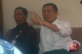 Gubernur Pastika Pasrah Kehendak Rakyat