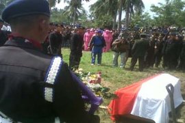 PEMAKAMAN BRIGDA SUHERMAN Page 1 Small