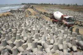 BANGUN PEMECAH OMBAK