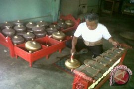 Pemkab Bantul perlu membina perajin gamelan