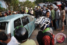 Juke tabrak Xenia lima tewas di Purbaleunyi 