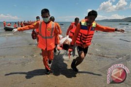Empat korban meninggal akibat kecelakaan KM Lestari