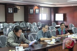 Masyarakat Adat Dayak Mengadu ke Komisi I