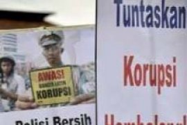 Puluhan Orang Demo Selamatkan KPK