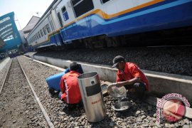 PT KAI bangun rel ganda Prabumulih-Tanjung Enim 
