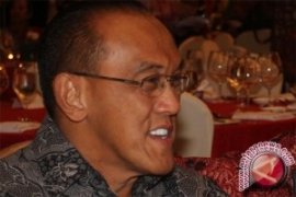 Aburizal Sambangi Kediaman Wapres