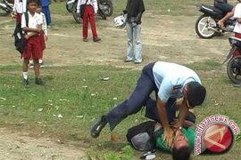 Orang tua korban penganiyaan TNI AU alami trauma