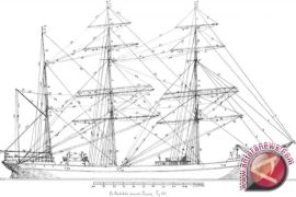 Selintas "saudara-saudara" KRI Dewaruci (1)