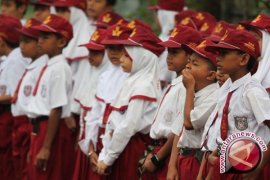 Sekolah Di Gorontalo Raih Adiwiyata Mandiri