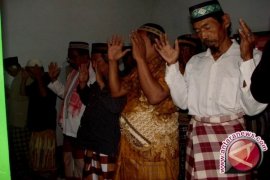 Penganut Islam Aboge laksanakan Salat Idul Adha 