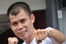 Chris John Fokus Pertahankan Kondisi Fisik