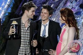 Penggemar "Twilight" berkemah di LA jelang pemutaran perdana film