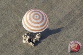 Soyuz Mendarat di Kazahstan