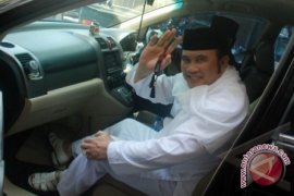 Rhoma Irama Ziarah ke Makam Gusdur di Jombang