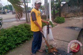 Upah petugas kebersihan OKU jauh di bawah UMR