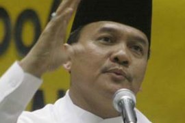 Gubernur Riau Jamu Siti Nurhaliza