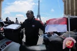 Penjelajah Dunia Jeffrey Polnaja Tiba Di Kanada