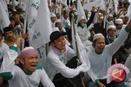 FPI Minta Polisi Tangkap Penjual Bakso Babi