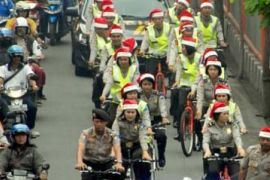 PATROLI TOPI SANTA