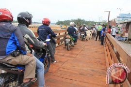 Jembatan Ulin Bujangga Beroperasi  